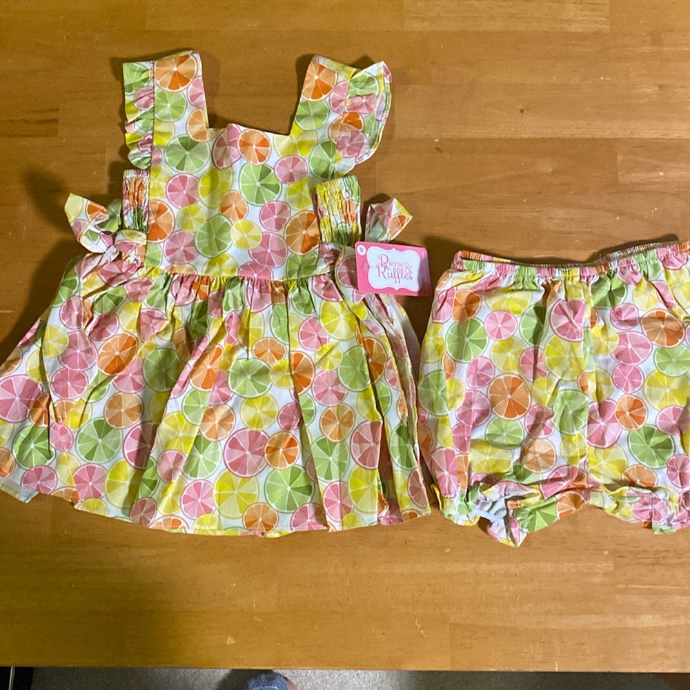 NWT Ricrac and ruffles 3T Mystery Pinafore set